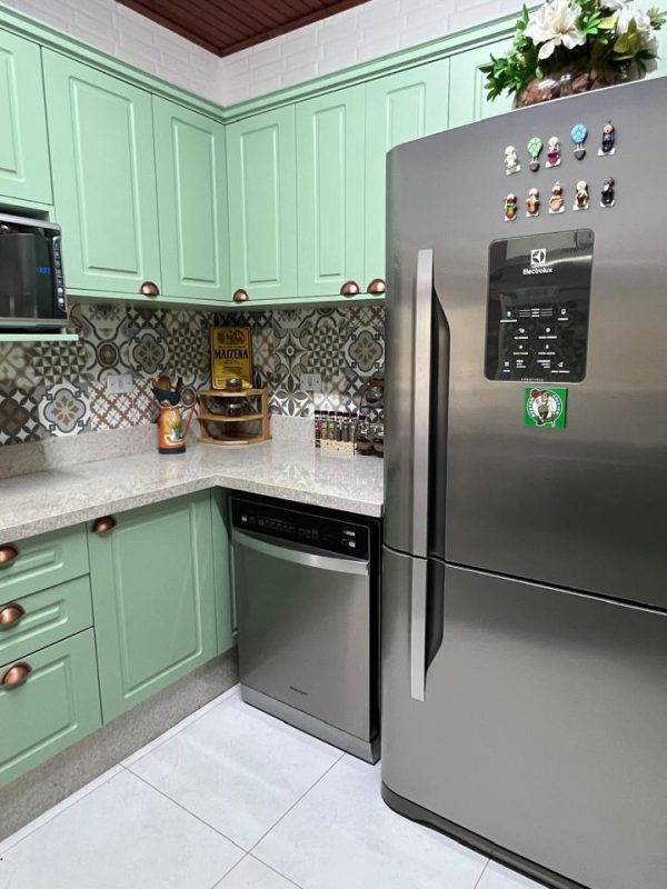 0dc2102a-ccd1-4615-b0df-b7a2ef6d2fb1