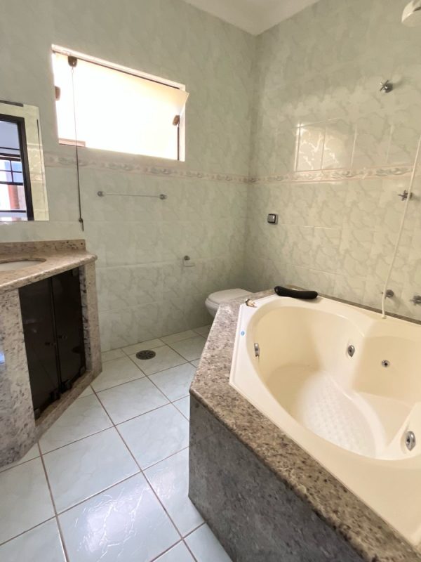 3e95f6a8-da70-4d64-94cf-6fe861357163