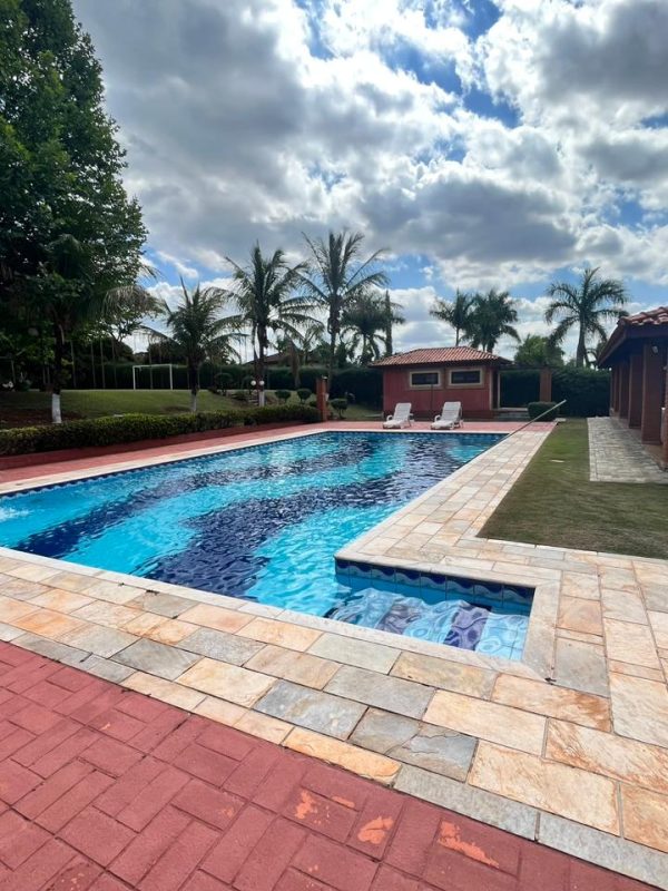 4aafb36b-1364-43e3-8be3-669ed0ca854e