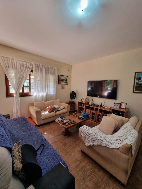 526606360_1295361745928845_3455374712002326806_n