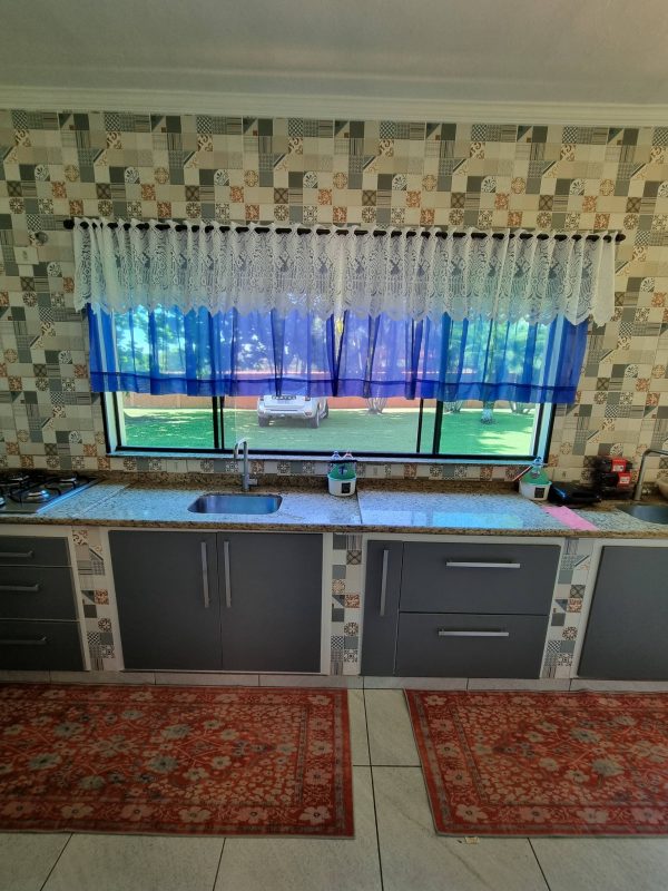 602333392_756679540788805_6671182554586069509_n