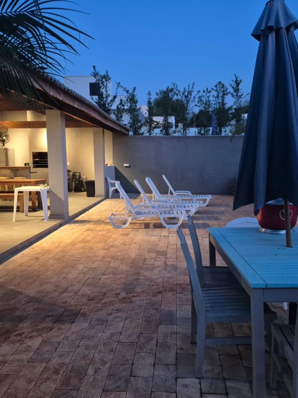 8d9cfa7e-44bd-40dd-bfce-f0f1b18a6ce0