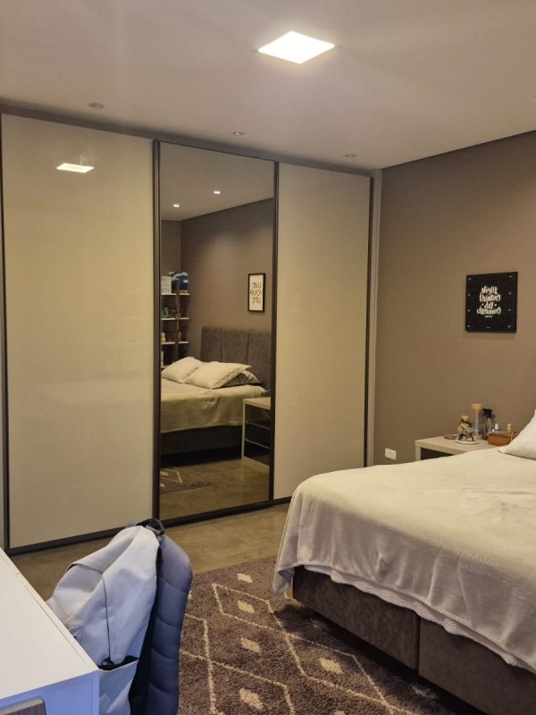 8eb10a3e-34f4-4dc3-bae0-7d22bf90077c