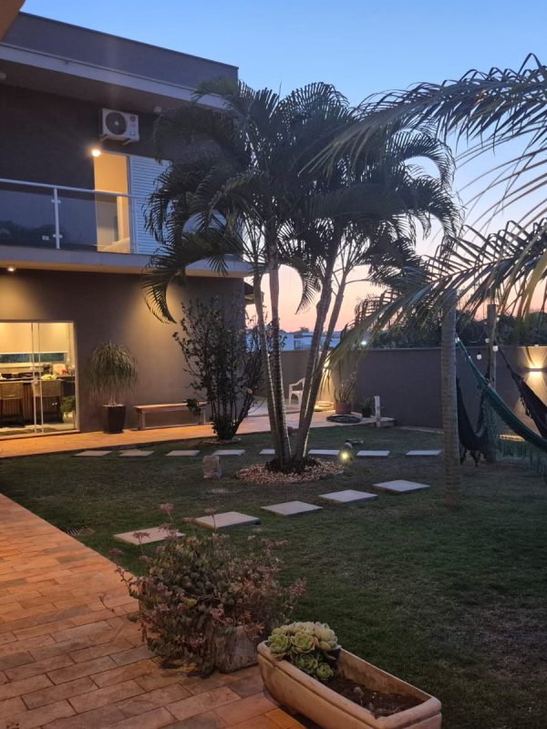 a828ce9a-f97a-4e11-b8e2-71d65348b513