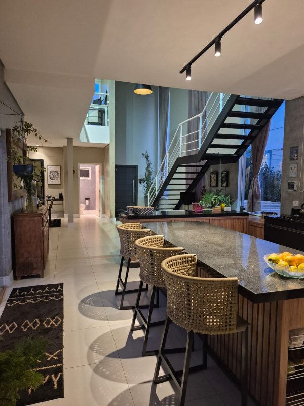 ba7f4239-7da3-4dbd-ba5a-eb8099471c4c