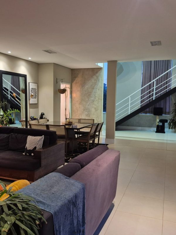 bc5e979f-0b34-4201-af29-b7cb1013f0fa