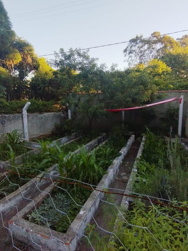 e0af1f1c-c004-437f-be0f-6370b3a4912b