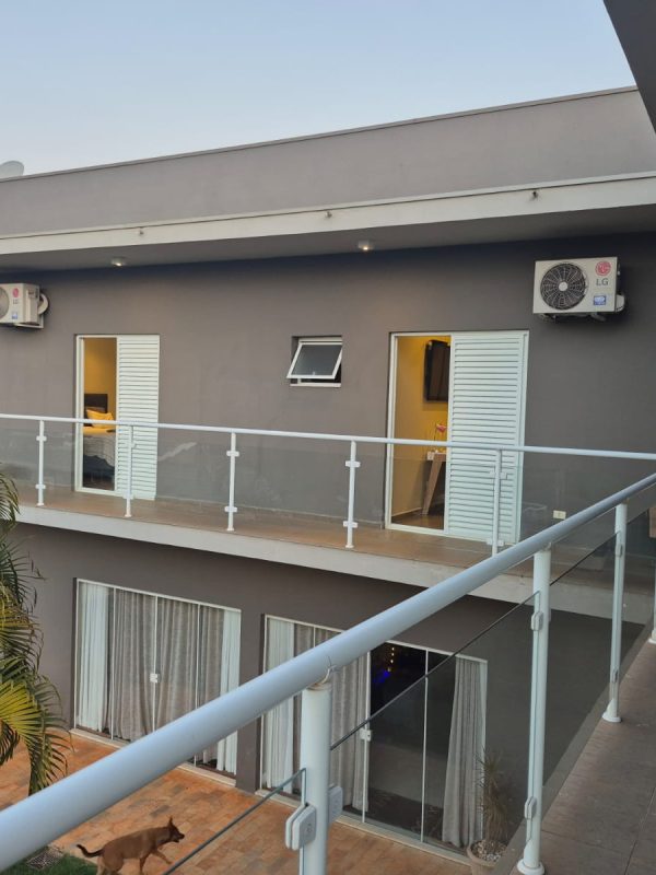 e5c59cb3-d2cb-48fd-b37c-6f7843ca04d0