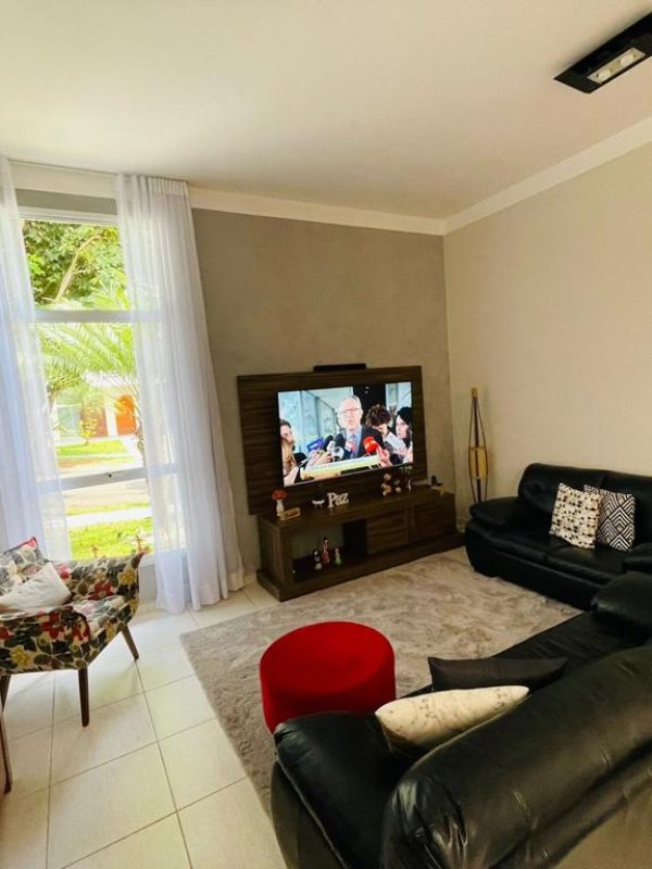 f1f589f3-5ba7-4115-b868-733cd1f7eee0